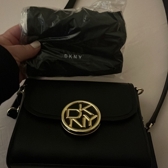 DKNY BLACK AND GOLD CROSSBODY HANDBAG - Picture 7 of 12